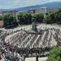 Maturski ples u Kraljevu uz bečki valcer i užičko kolo (VIDEO)