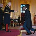 Idris Elba odlikovan titulom viteza (FOTO)