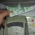Zemlja koja je gotovo ukinula gotovinu sada je vraća u prodavnice: Evo zašto je promenila odluku