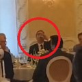 Aleksandar Vučić na svadbi Šešeljevog sina - na počasnom mestu dok mu muzika peva o vojvodi Đurišiću (video)