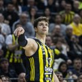 Efes se mučio, a Fener dominirao