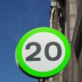 Šta znači zeleni saobraćajni znak i da li ćete biti kažnjeni ako vozite brže?