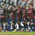 Leao vratio Rosonere na vrh: Fudbaleri Milana pobedili Kaljari za prvo mesto na tabeli Serije A