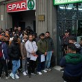 Španija usvojila dekret kojim će se legalizovati status više od 500.000 migranata