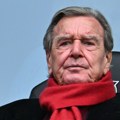Gerhard Šreder je stigao u Moskvu - Putin će dobiti ono što je tražio?