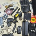 Vozio drogiran u Jakovu: U kolima pronađena policijska oprema i kačket sa oznakom "UKP"