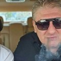 Toni Bijelić uhvaćen u Beogradu prvi put nakon razvoda: Pratila ga hrpa obezbeđenja, on u žurbi uleteo u kola