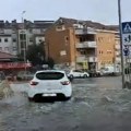 "Voda je izbacivala šahtove, u jedan sam upao": Jako nevreme pogodilo Hrvatsku: Bujice na ulicama, padao i grad (video)