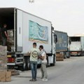 Još osam kamiona sa hranom, lekovima i vodom danas stiže u pojas Gaze