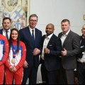 Položen kamen temeljac: Vučić ugostio prvog čoveka svetske bokserske federacije: Izgradnja trening hale i centra dodatno…