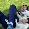 Ovo je novi član porodice Đoković: Nole objavio hit snimak kako se igra sa psom (video)