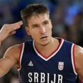 "Ne prestajemo da se ježimo": Bogdan Bogdanović oduševljen podrškom ljudi ispred Starog dvora