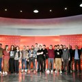 „Radije bismo pumpali, nego bili u pozorištu, i zato posvećujemo predstavu studentima u blokadi“: Ekipa „Više od…