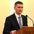 Gradonačelnik Požarevca odbornici: Dragana, ako želite partnerski odnos, uzmite moj broj