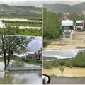 Strašne scene iz slovenije: Bujice nose sve pred sobom, ljudi ne mogu da mrdnu! (foto/video)