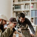 Generacija Z menja pravila rada: Traže hibridni posao, balans između privatnog i poslovnog života i lidere-mentore