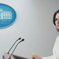 Direktorka američke obaveštajne agencije Tulsi Gabard odlazi sa funkcije