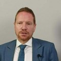 Oglasio se Milan Antonijević povodom stavljanja zastava OVK i Albanije na pravoslavnu crkvu u Ljipljanu