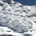 Četiri osobe poginule, 12 osoba nestalo. Užas na Himalajima: Velika lavina zatrpala kamp