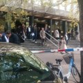 (Video) Dojava o bombi u novosadskom tužilaštvu: Policija na terenu, zgrada evakuisana