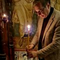 "Ovde se uvek osećam posebno": Vučić pre polaska u Pariz posetio manastir Poganovo (foto)