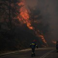 Požar u Grčkoj brzo napreduje, u Atini dim zamračio nebo