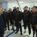 Putin se susreo sa vojnicima bez nogu, ukrajinac opleo: "Psihopata, pogledajte šta ih pita!" (video)