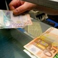 Srednji kurs dinara za evro danas 117,2131, za dolar 101,7917