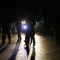 Delovi tela razbacani po ulici, žestok napad brigade samoubica! Ubijeno 16 vojnika, ranjeno 19 civila! Vozilom punim…