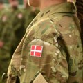 Dankinje se spremaju za rat? Oblače maskirne uniforme, stavljaju pušku o rame, uskoro kreću u vojsku! Biraće ih posebna…