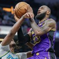 Lebron na meti više ekipa: Povratak u Kavse ili senzacija u LA?