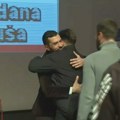 (VIDEO) Iznenađenje za Seratlića: Studenti-biciklisti došli na dodelu nagrade