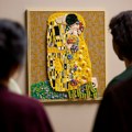 Klimtov „Poljubac” u LEGO izdanju