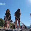 Vraćaju se omladinske radne akcije: Na Ribarićkom jezeru 150 brigadira uređuje plažu i gradi prijateljstva