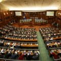Poslanici DPK i Alijanse i danas u Skupštini Kosova, optužuju Kurtija za kršenje ustavnog poretka
