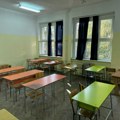 Prosvetni radnici i u ovu školsku godinu ulaze sa platama ispod prosečnih