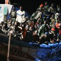 Albanija neće prihvatiti više od 3.000 migranata prema sporazumu sa Italijom: Luka Sveti Jovan Medovski služiće za…