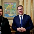 Predsednik Vučić u Parizu sa episkopom Justinom: Razgovarali o zajedničkom delovanju crkve i države na okupljanju naroda…
