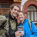 Ubijeni ukrajinski vojnici će moći da postanu očevi: Usvojen zakon o korišćenju zamrznute sperme u slučaju smrti u ratu