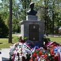 Položen venac na spomenik palom borcu sa Košara Tiboru Cerni