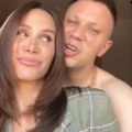 (Video) Privatan snimak nikolije i relje popovića: Par se potpuno opustio: Reper bez majice, sve puca od hemije i ljubavi