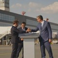 Predsednici Makron i Vučić svečano obeležili završetak radova na modernizaciji beogradskog aerodroma Nikola Tesla