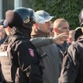 Susret dva lica Srbije u Nišu: Žandarmerija čuva ljude u crnom i kačketima, veterani stoje uz studente VIDEO