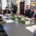Predsednici primorskih opština ne odustaju : Treba promeniti status „Morskog dobra“