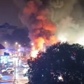 (Video) Ogroman požar na Banovom Brdu: Gori poznati restoran, saobraćaj obustavljen