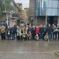 Крагујевац: Положени венци страдалим борцима код споменика „Успење“