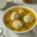Recept dana: Supa sa domaćim knedlama