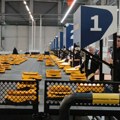 Снимак робота на српској царини: Ево зашто ће вам пакети стизати и до 10 дана раније