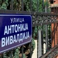 Grad Niš i četvrtu godinu kupuje table sa nazivima ulica, prethodna tri puta posao dobijala ista firma