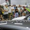 Benzin, gume i adrenalin: Auto-moto berza u Novom Sadu traje još samo u nedelju